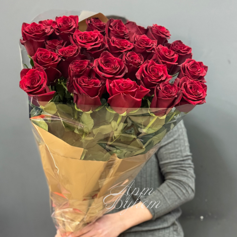 Букет красных роз «25 элитных роз экспловер » 2