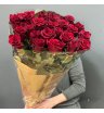 Букет красных роз «25 элитных роз экспловер » 2