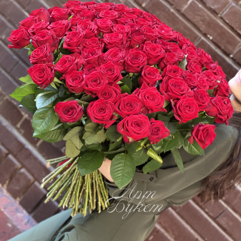 Букет красных роз «Самой любимой»